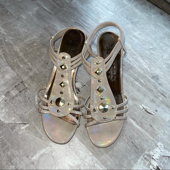 New York Transit Shoes - New York Transit Sandals